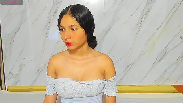 Snapshot of Isabella_motero chatting on October 2025 12:48:02 PM Isabella motero online show from October 2025 12:48:02 PM