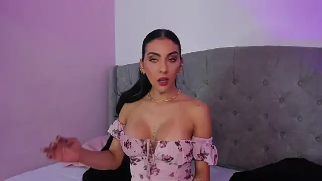 BianncaRibeiro online show from April 2026 09:32:01 PM