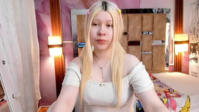 Melody Lolii online show from November 2025 06:13:02 PM