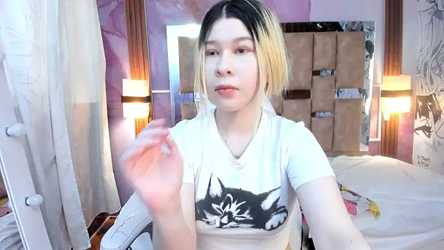 Melody Lolii online show from October 2025 06:09:01 PM