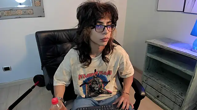 Dereck Manson online show from October 2025 11:45:02 AM