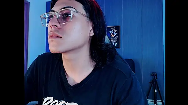 dirty model online show from January 2026 07:51:02 PM