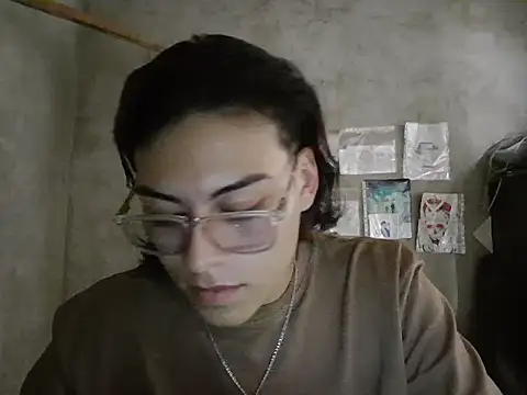 dirty model online show from April 2026 05:28:01 PM