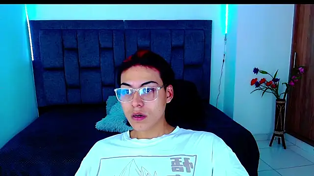 dirty model online show from September 2025 10:38:02 PM