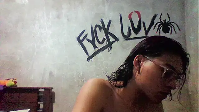 dirty model online show from December 2025 05:41:01 AM