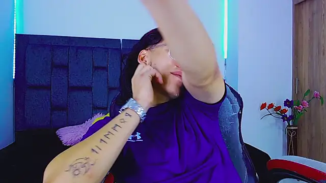 dirty model online show from October 2025 04:05:02 AM