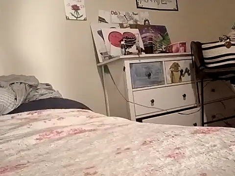 Snapshot of PremiumKitty chatting on February 2026 11:23:01 AM PremiumKitty online show from February 2026 11:23:01 AM