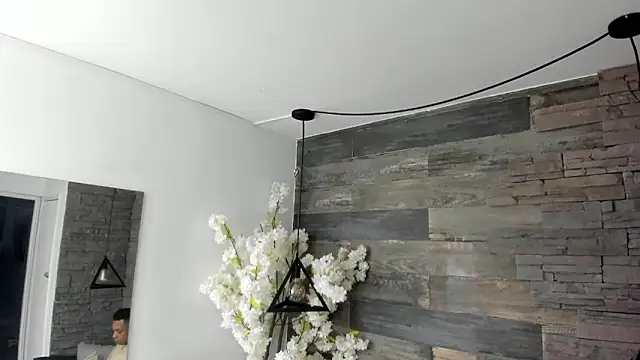 ItaloMoore online show from November 2025 11:14:01 AM