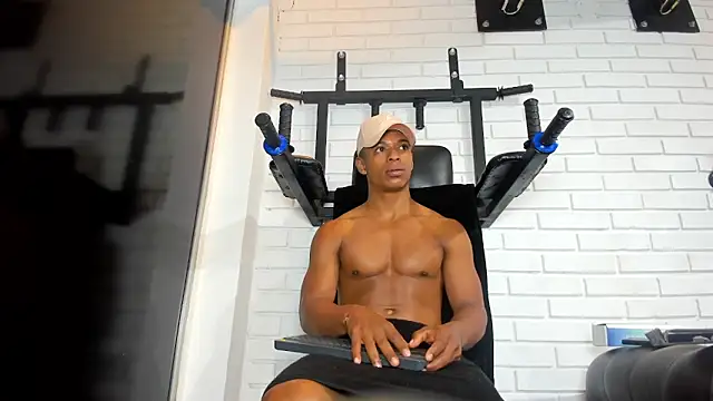 ItaloMoore online show from April 2026 12:23:01 PM