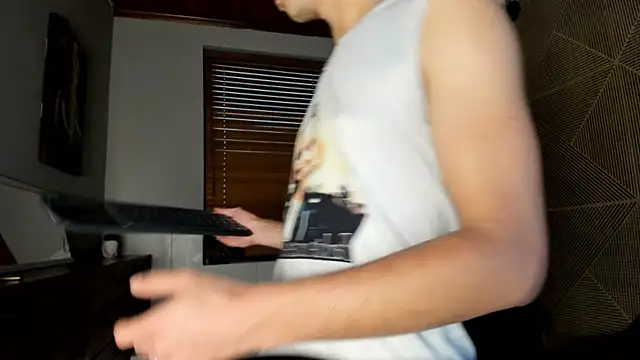 NoahDupont online show from October 2025 07:47:01 PM