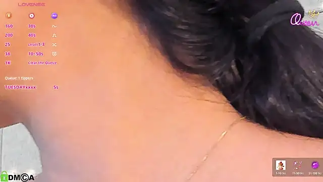 VioletHilton online show from February 2026 12:00:01 AM