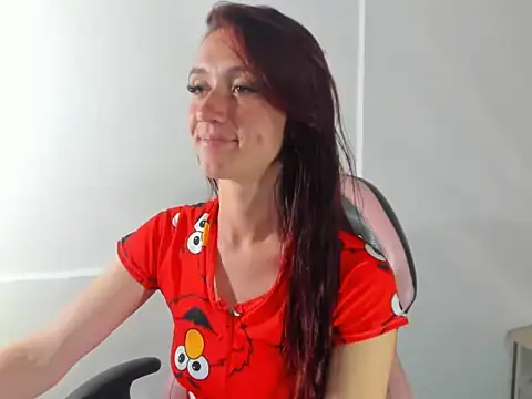 Snapshot of Amy_Kobold3 chatting on November 2025 08:25:01 PM Amy Kobold3 online show from November 2025 08:25:01 PM