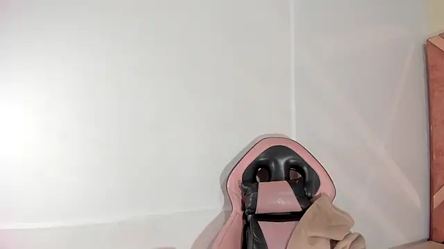 Amy Kobold3 online show from February 2026 08:17:02 PM