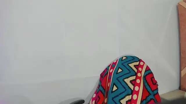 Snapshot of Amy_Kobold3 chatting on November 2025 09:04:01 PM Amy Kobold3 online show from November 2025 09:04:01 PM