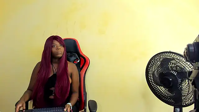 OliviaGarciaa online show from November 2025 07:03:01 PM