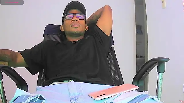 Clangel19 online show from January 2026 06:56:02 PM