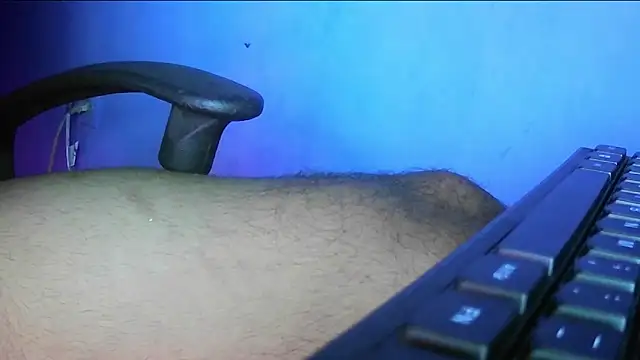 Snapshot of Clangel19 chatting on September 2025 04:34:02 AM Clangel19 online show from September 2025 04:34:02 AM