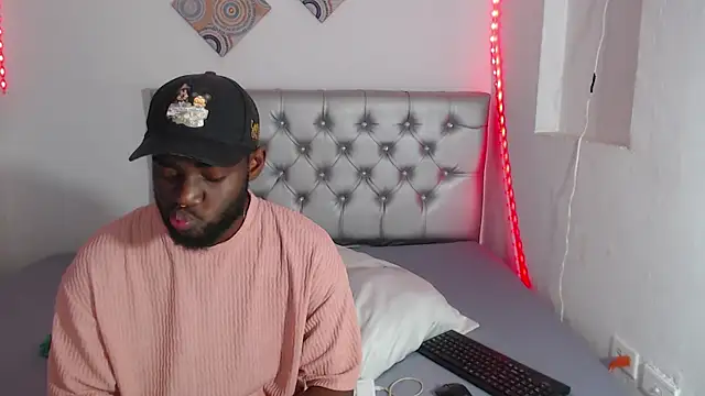 eebony stallion online show from December 2025 06:41:01 PM