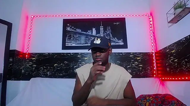 Snapshot of eebony_stallion chatting on September 2025 03:30:01 AM eebony stallion online show from September 2025 03:30:01 AM