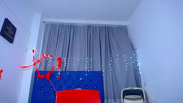 Snapshot of eebony_stallion chatting on November 2025 07:46:02 AM eebony stallion online show from November 2025 07:46:02 AM