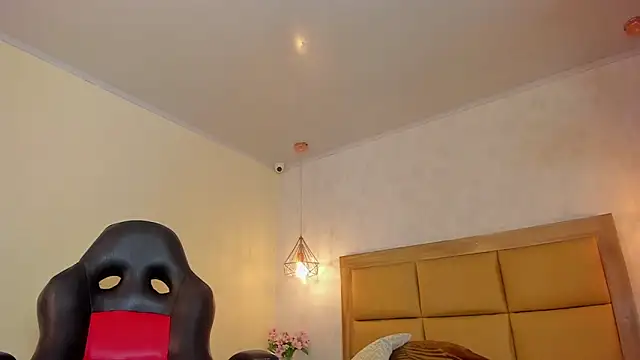 MELISSAROUGE online show from May 2026 07:31:02 PM