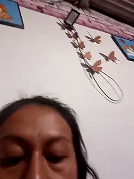 Snapshot of LUNAROSE_SEX chatting on October 2025 08:43:01 PM LUNAROSE SEX online show from October 2025 08:43:01 PM