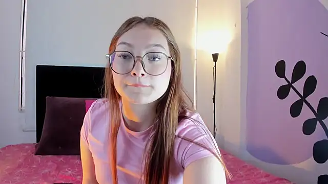 LunaVelvet777 online show from January 2026 09:18:02 PM