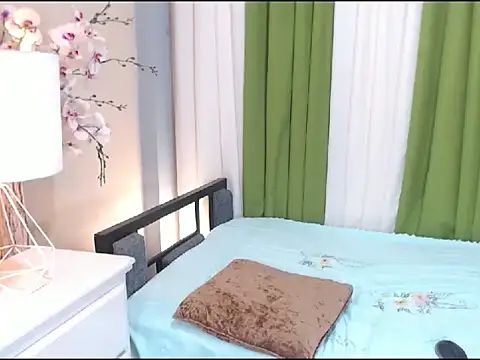 Snapshot of MelissaHardSexTS chatting on September 2025 01:15:02 PM MelissaHardSexTS online show from September 2025 01:15:02 PM