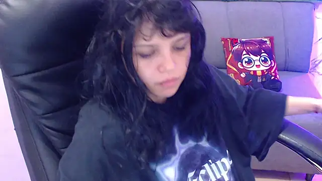 minnie cake online show from November 2025 10:54:02 PM