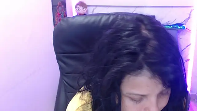 minnie cake online show from November 2025 09:57:02 PM