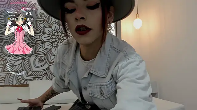 Snapshot of Lilith_Zamara chatting on December 2025 02:48:01 PM Lilith Zamara online show from December 2025 02:48:01 PM