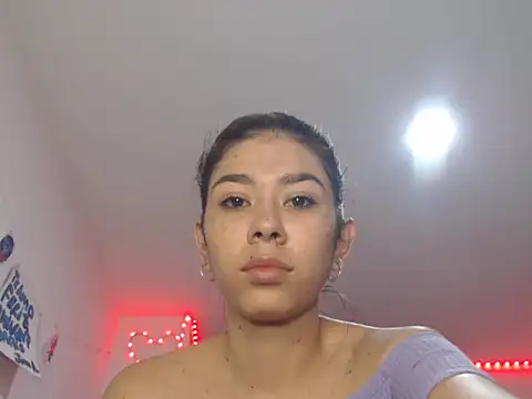 nahomibeckers online show from October 2025 05:56:02 PM
