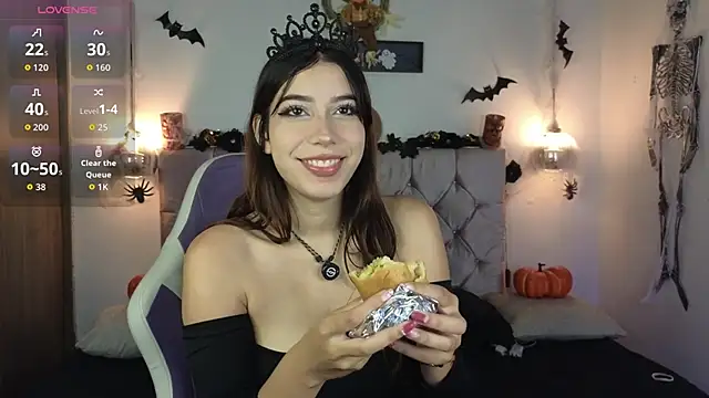lila min online show from October 2025 02:14:02 PM