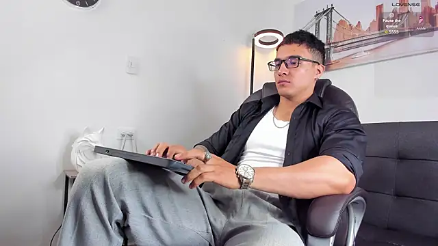 Dash Bukoski online show from January 2026 02:56:02 PM