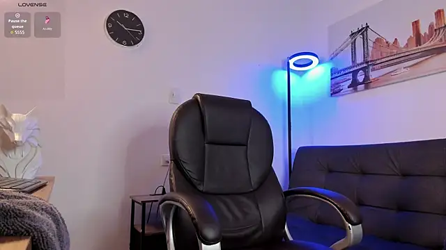 Dash Bukoski online show from January 2026 01:16:02 PM