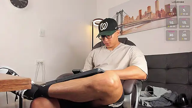 Dash Bukoski online show from January 2026 03:15:01 PM