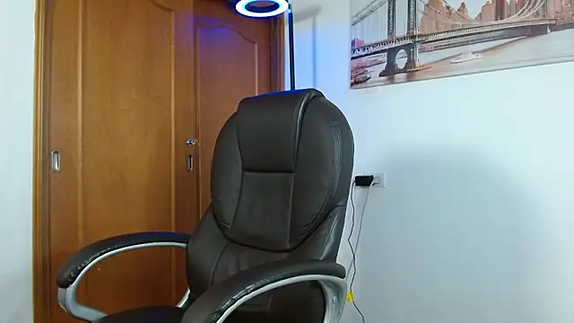 Dash Bukoski online show from March 2026 01:41:01 PM