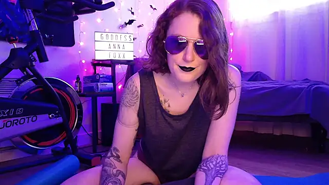 mistressannafoxx online show from March 2026 12:15:02 AM