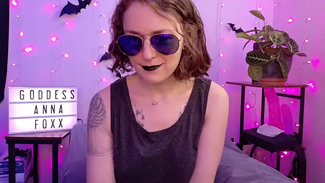 mistressannafoxx online show from February 2026 10:08:02 PM