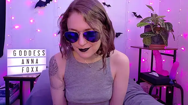 mistressannafoxx online show from February 2026 10:09:01 PM