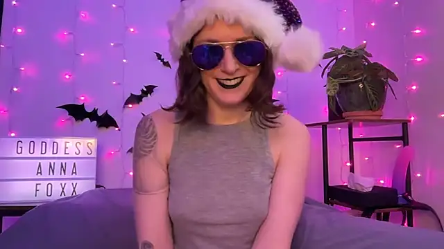 mistressannafoxx online show from December 2025 10:10:02 PM