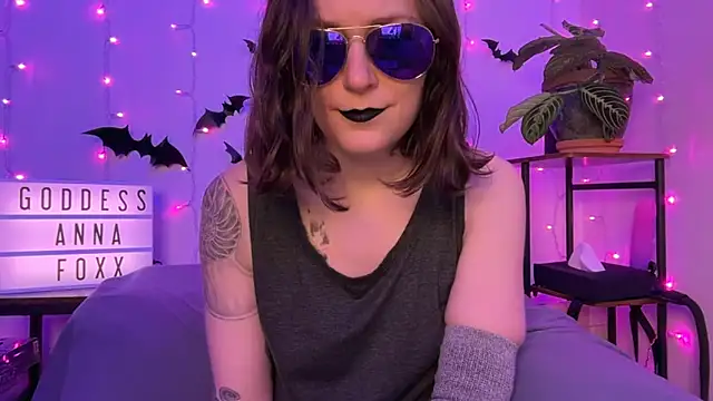 mistressannafoxx online show from December 2025 10:02:01 PM
