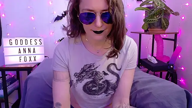 mistressannafoxx online show from March 2026 09:05:02 PM