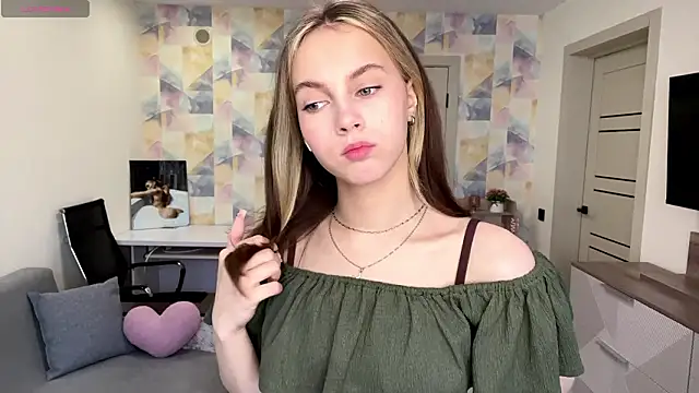 NylaNadler online show from February 2026 06:03:02 AM