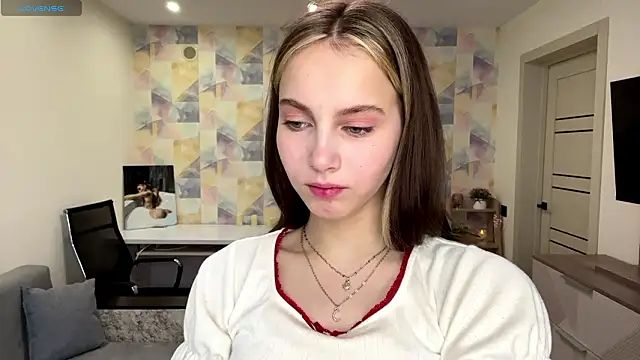 NylaNadler online show from February 2026 06:11:02 AM