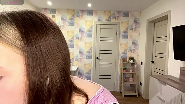 Snapshot of NylaNadler chatting on March 2026 04:31:02 AM NylaNadler online show from March 2026 04:31:02 AM