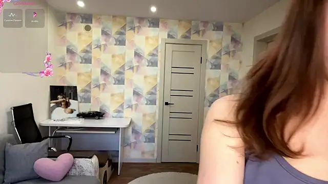 Snapshot of NylaNadler chatting on April 2026 04:08:02 AM NylaNadler online show from April 2026 04:08:02 AM