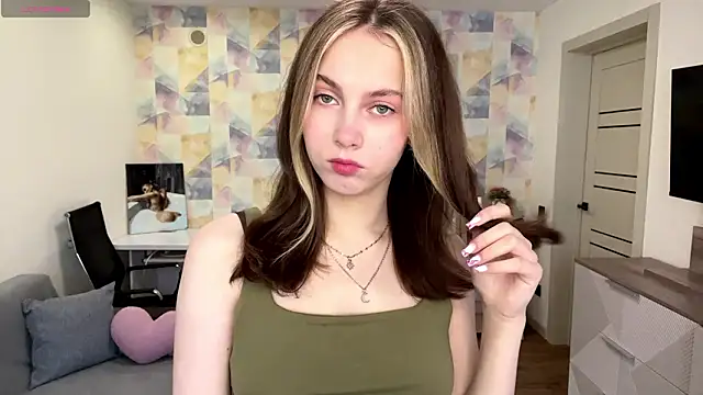 NylaNadler online show from February 2026 06:13:02 AM