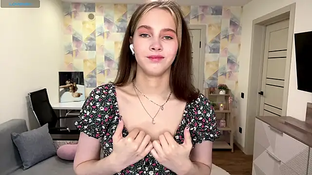 NylaNadler online show from February 2026 06:13:02 AM