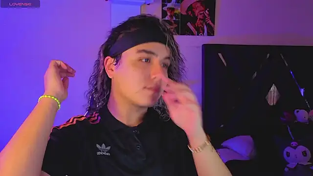 derek greyy  online show from February 2026 05:51:01 PM